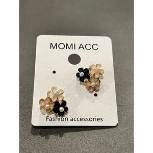 NWT Earrings